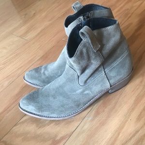 Anime Bing Taupe Suede Boots